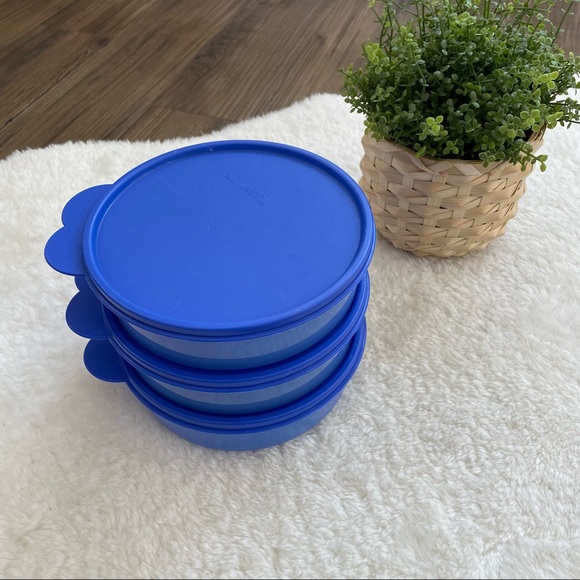 Tupperware (matching x 4) - Picture 3 of 9